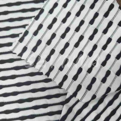 Thay đổi thực hành Yoga của bạn với vải Yoga Wear bền của chúng tôi