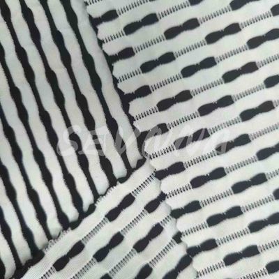 Thay đổi thực hành Yoga của bạn với vải Yoga Wear bền của chúng tôi