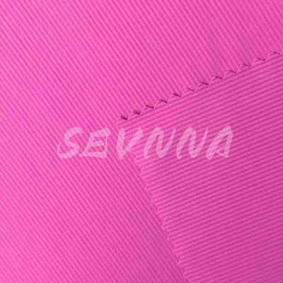 Tính linh hoạt và bền của vải Yoga Wear