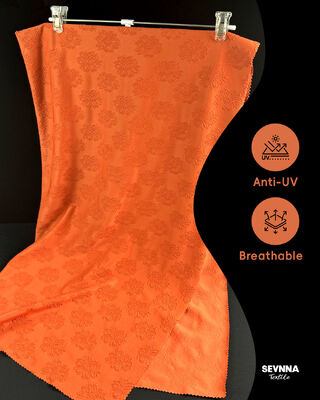 Vải polyester tái chế bền vững với trọng lượng 260gm, chiều rộng 132cm và có thể giặt bằng máy cho dệt may thân thiện với môi trường