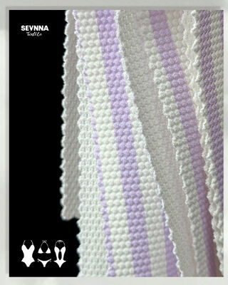 Vải đồ bơi tái chế được thiết kế để chịu đựng nước muối clo và tiếp xúc với ánh nắng mặt trời trong khi vẫn giữ thoải mái và kéo dài