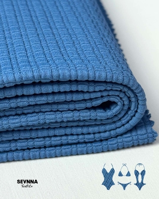 Giữ mát và thoải mái với Vải đồ tập yoga thoáng khí và co giãn của chúng tôi